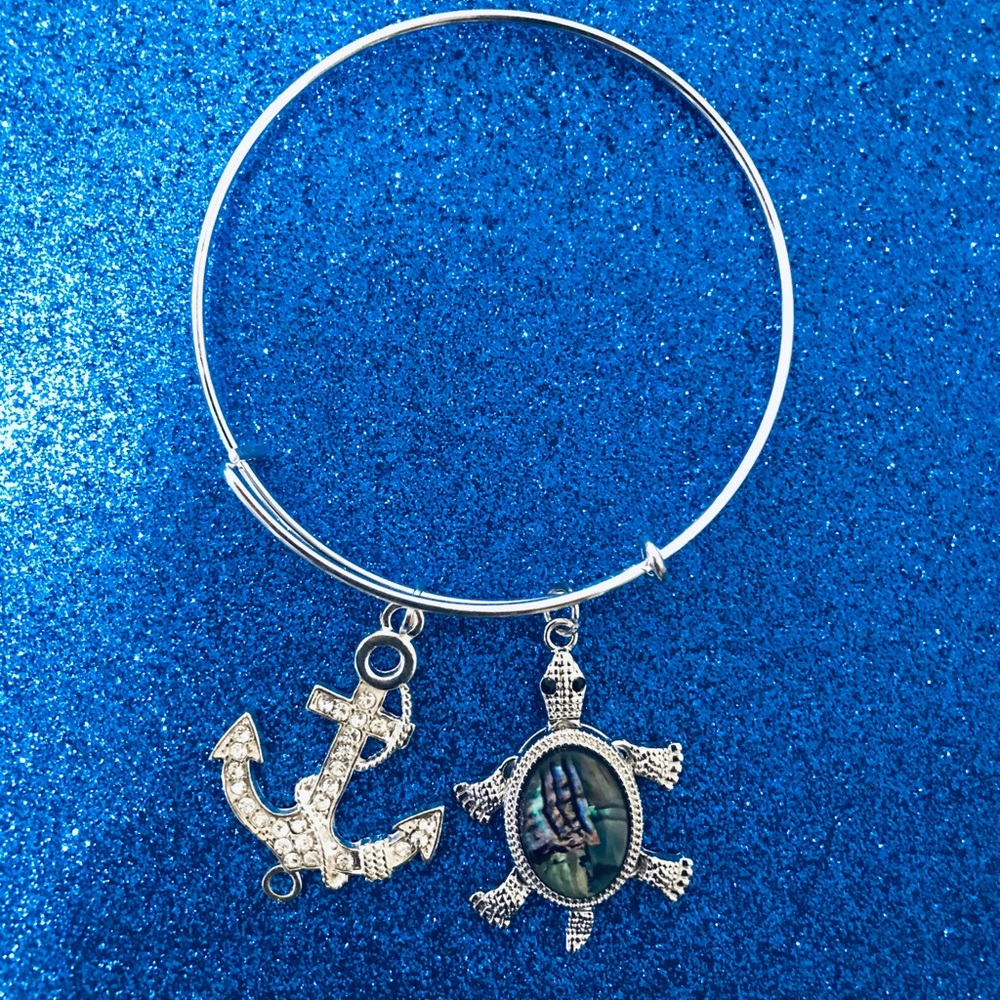Charm bracelet